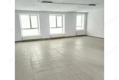 Spațiu comercial, de 60 mp, în Militari - 1