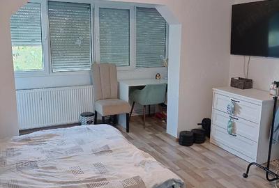 Apartament cu 3 camere decomandat în Central - 2