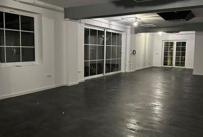 Spațiu comercial, de 510 mp, în Central - 2