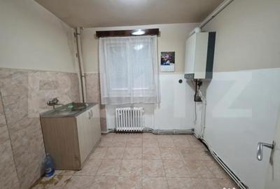 Apartament cu 3 camere semidecomandat în Solidarității - 2