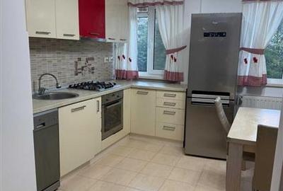 Mobilat si utilat la etajul 2 in bloc anvelopat - 2
