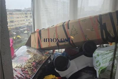 Apartament cu 3 camere decomandat în Micro 15 - 1
