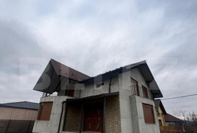 Casă cu 5 camere cu Teren 5000 Mp în Unirea - 28