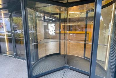 Spațiu comercial, de 280 mp, în Nord - 8