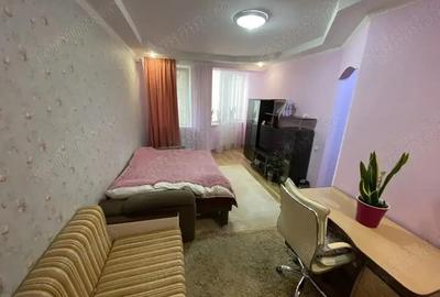 Garsonieră decomandată în Colentina