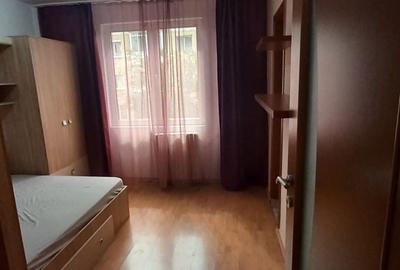 Apartament cu 3 camere în Berceni - 15