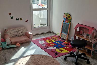 Apartament cu 4 camere decomandat în Dâmbu Pietros - 7