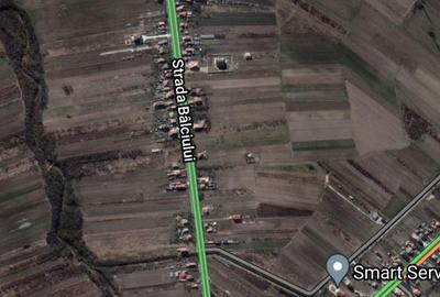 Teren de 4400 mp, în Copăcelu