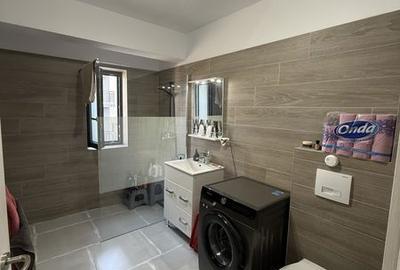 Apartament cu 3 camere în Micești