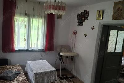 Casă cu 3 camere în Tarcău - 2