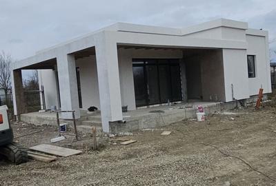 Casă cu 2 camere în Tăbărăști - 4