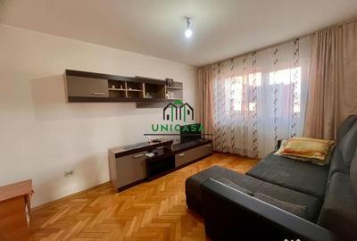 Apartament cu 3 camere decomandat în Ostroveni