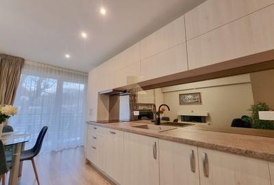 Apartament cu 3 camere decomandat, mobilat în Răcădău