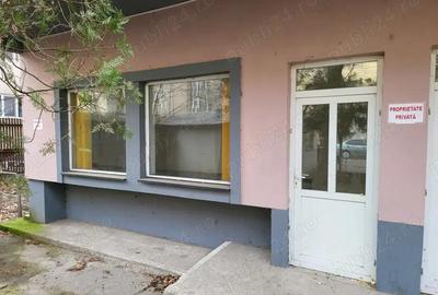 Spațiu comercial, de 20 mp, în Central - 7