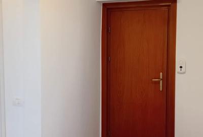 Apartament cu 3 camere decomandat în Central - 6