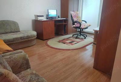 Km 4-5 - Pia?a : Apartament doua camere, decomandate ,etaj 1 , doua balcoane ,pre? accesibil - 6