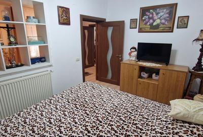 Casă individuală cu 3 camere cu Canalizare în Central - 12