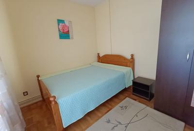 De inchiriat ap 3 camere- Bdul Pandurilor - 7