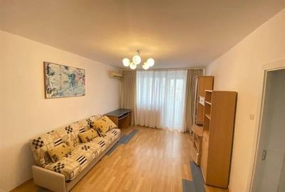 Garsonira, Banu Manta, - 2