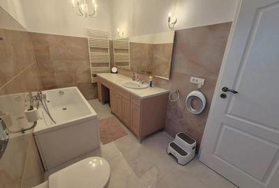 Casă cu Canalizare în Vladimirescu - 10