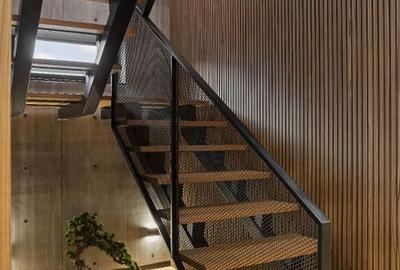 Vilă cu Design Industrial în Corbeanca, Lângă Liziera Pădurii - 14