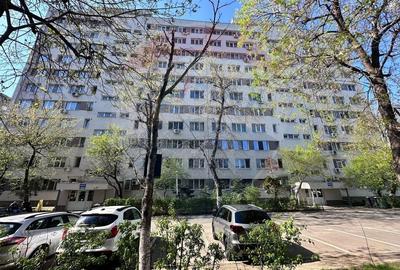 Apartament 4 camere-Militari,Apusului-Vedere spre Lacul Morii