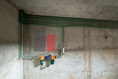 Casa la rosu in Peris - 14