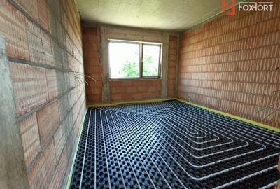 Casa individuala la rosu Zona Calea Urseni - ID V5300 - 5