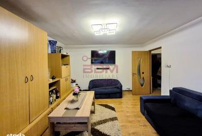 Apartament cu 3 camere decomandat în Central - 2