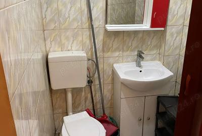 Inchiriez garsoniera - 3