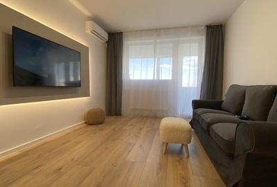 Apartament 3 camere complet renovat langa metrou
