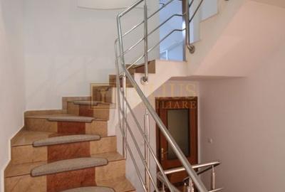 Casa in Blascovici, 5 camere + 3 bai, centrala proprie - 9