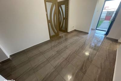 Casă cu 3 camere cu Canalizare în Central - 10