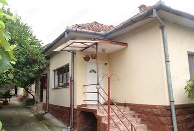 Casă cu 5 camere cu Teren 2085 Mp în Călugareni - 5