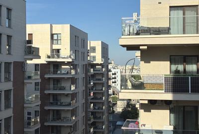 Apartament cu 4 camere decomandat, mobilat în Drumul Taberei