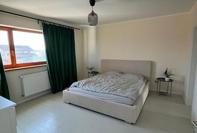 Casă cu 4 camere cu Canalizare în Dumbrăvița - 11