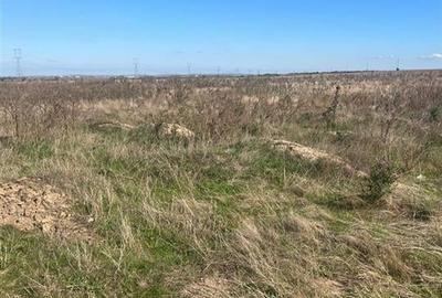 TEREN INTRE LES SI PAUSA TEREN INTRE LES SI PAUSA - 3