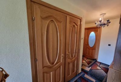 Casă cu 8 camere în Central - 7