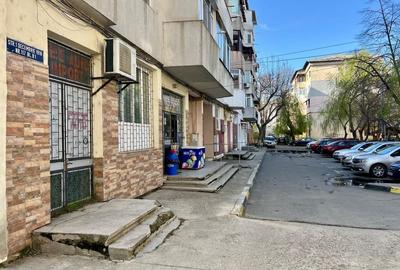 Spațiu comercial, de 58 mp, în Central - 6