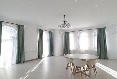 Individuala,curte mare,prima din complex Rafael,Jollie Ville,vis a vis Cambridge - 3
