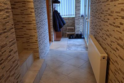 Casă cu 4 camere cu Teren 540 Mp în Central