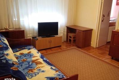 Apartament cu 2 camere semidecomandat în 7 Noiembrie