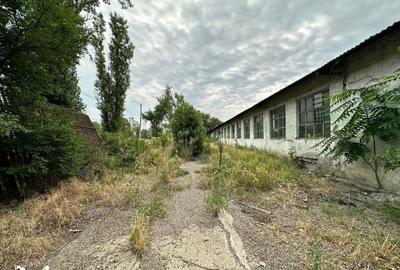 Spațiu comercial, de 700 mp, în Central - 7