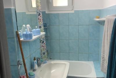 Garsonieră decomandată în Titan - 2