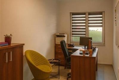 3D!Eleganta unitate, parcari rezervate, Maurer,Targu Mures: comercial/birou/ loc - 3