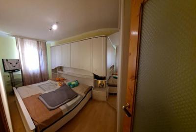 Apartament cu 3 camere semidecomandat în Tomis Nord