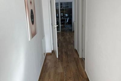 Apartament cu 3 camere în Bucium