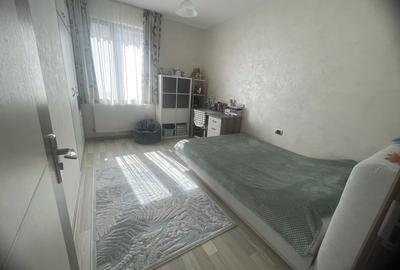 Casă cu 3 camere decomandat în 13 Decembrie - 3