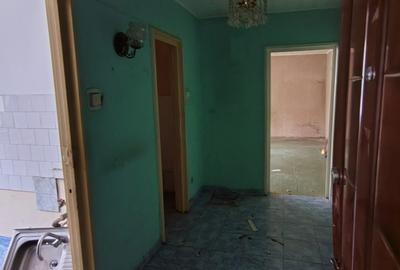 GARSONIERĂ DE VÂNZARE IN ZONA DRUMUL TABEREI SEC.6 - 8