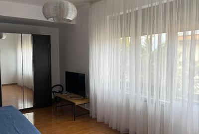 Casă cu 5 camere cu Canalizare în Lazu - 6